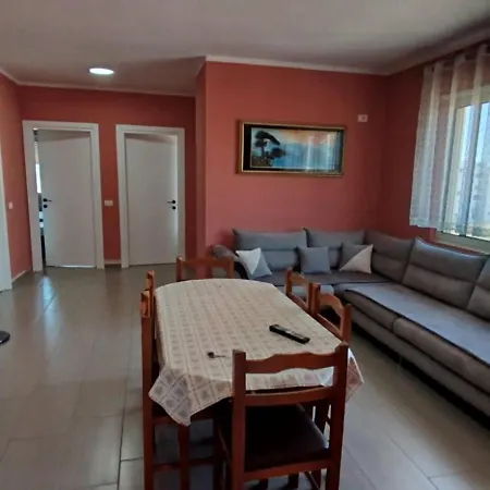 Maksimilian Apartament Durres Exterior photo