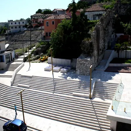 Maksimilian Apartament Durres Exterior photo