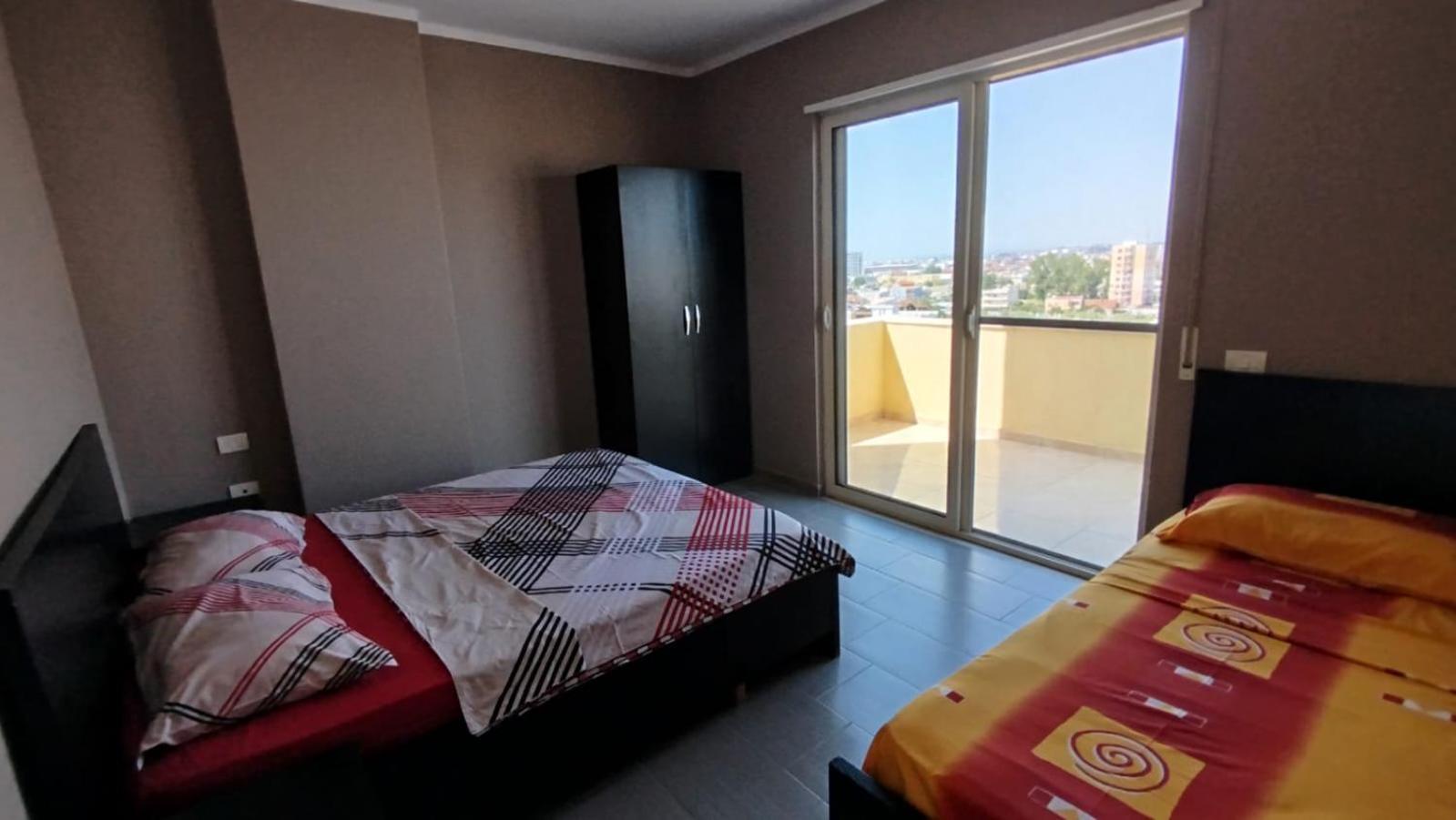Maksimilian Apartament *